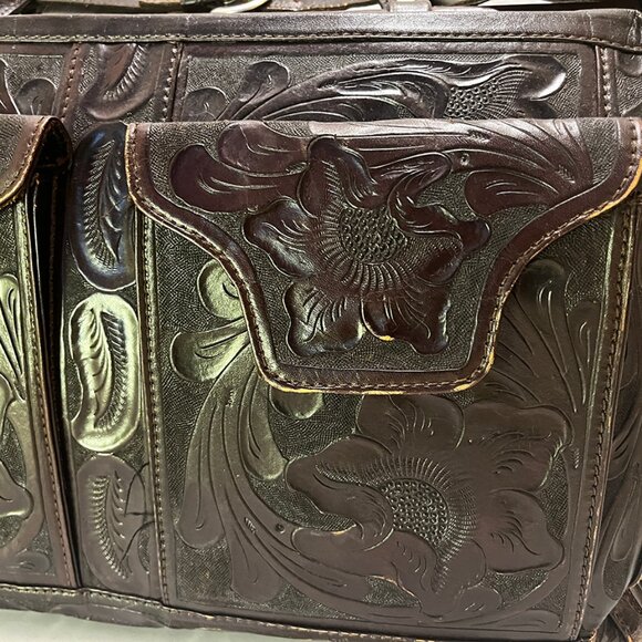 Handmade Leather Weekender Bag - Picture 6 of 11